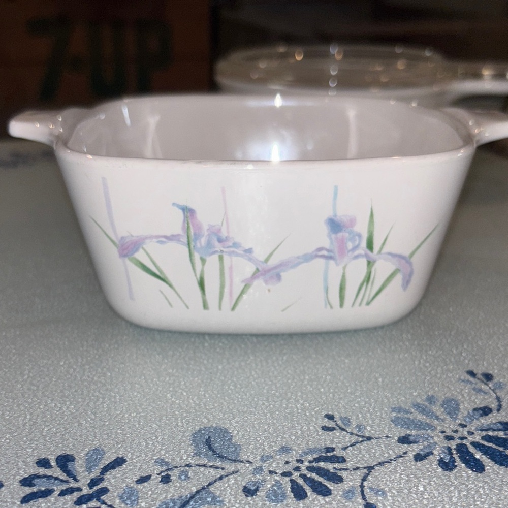 Vintage Corningware Shadow Iris